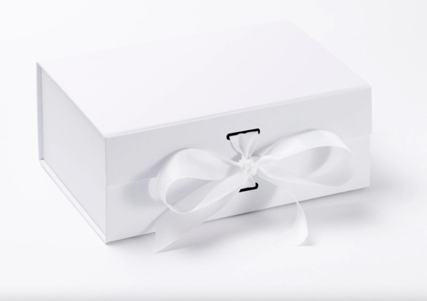 Boite cadeau vide taille M, boîte (l x L x H) : env. 23,5x17x10cm 